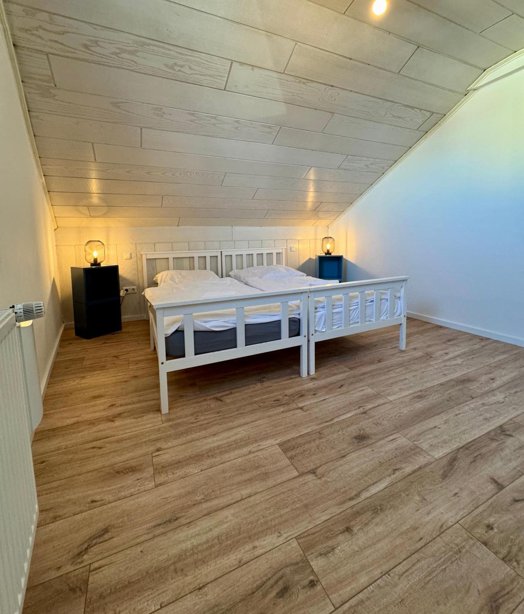 Der Schwan 7 - 3 Schlafzimmer - 2 Balkone - Zentral - 100 Qm Duren Exterior photo